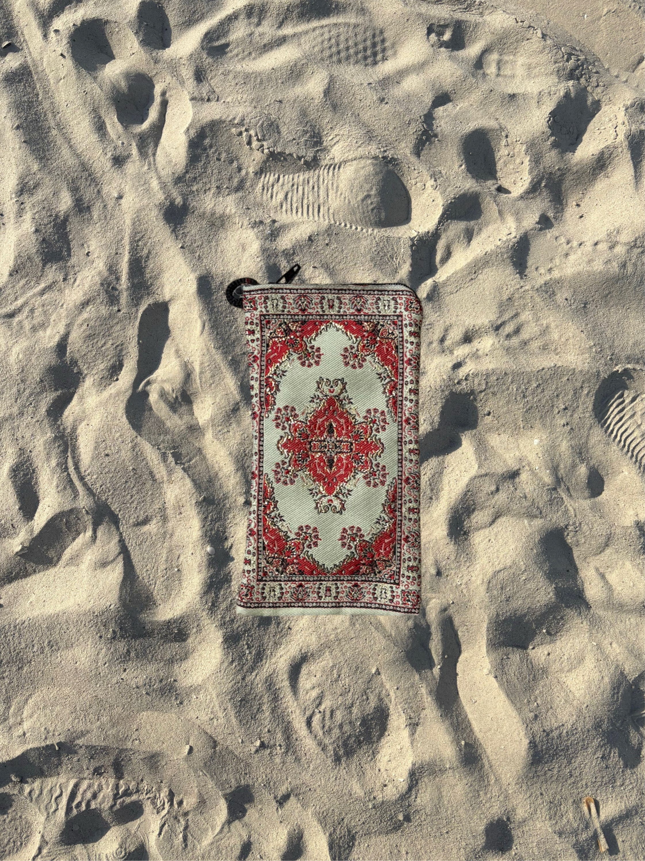 GRANDMA CARPET BAG #19